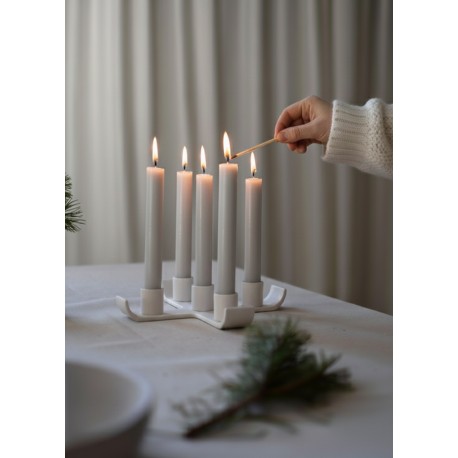 KERAMICKÝ SVÍCEN NYE BÍLÝ